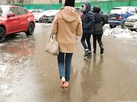 Feet - Nastya D - 2017-01-21 Cheerful barefoot girl