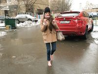 Feet - Nastya D - 2017-01-21 Cheerful barefoot girl