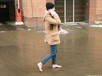 Feet - Nastya D - 2017-01-21 Cheerful barefoot girl