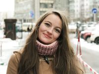 Feet - Nastya D - 2017-01-21 Cheerful barefoot girl