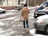 Feet - Nastya D - 2017-01-21 Cheerful barefoot girl