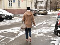 Feet - Nastya D - 2017-01-21 Cheerful barefoot girl