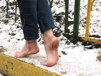 Feet - Nastya D - 2017-01-21 Cheerful barefoot girl