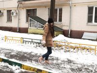 Feet - Nastya D - 2017-01-21 Cheerful barefoot girl