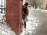 Feet - Nastya D - 2017-01-21 Cheerful barefoot girl