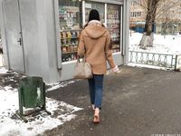 Feet - Nastya D - 2017-01-21 Cheerful barefoot girl