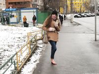 Feet - Nastya D - 2017-01-21 Cheerful barefoot girl