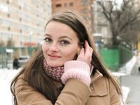 Feet - Nastya D - 2017-01-21 Cheerful barefoot girl