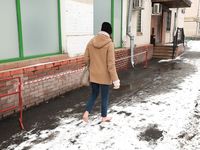 Feet - Nastya D - 2017-01-21 Cheerful barefoot girl