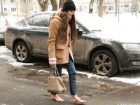 Feet - Nastya D - 2017-01-21 Cheerful barefoot girl