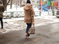 Feet - Nastya D - 2017-01-21 Cheerful barefoot girl