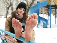 Feet - Nastya D - 2017-01-21 Cheerful barefoot girl