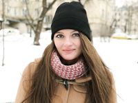 Feet - Nastya D - 2017-01-21 Cheerful barefoot girl