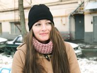 Feet - Nastya D - 2017-01-21 Cheerful barefoot girl