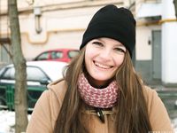 Feet - Nastya D - 2017-01-21 Cheerful barefoot girl