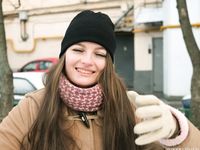 Feet - Nastya D - 2017-01-21 Cheerful barefoot girl