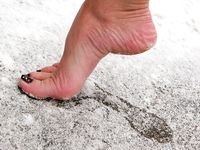 Feet - Nata - 2007-02-04 Winter barefooting