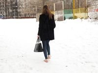 Feet - Natalia A - 2016-10-25 Barefoot on the snow