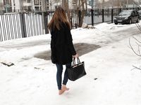 Feet - Natalia A - 2016-10-25 Barefoot on the snow