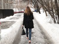 Feet - Natalia A - 2016-10-25 Barefoot on the snow