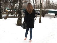 Feet - Natalia A - 2016-10-25 Barefoot on the snow