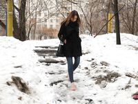 Feet - Natalia A - 2016-10-25 Barefoot on the snow