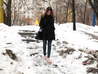 Feet - Natalia A - 2016-10-25 Barefoot on the snow