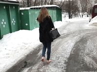 Feet - Natalia A - 2016-10-25 Barefoot on the snow