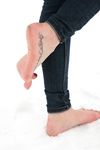 Feet - Natalia A - 2016-10-25 Barefoot on the snow