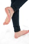 Feet - Natalia A - 2016-10-25 Barefoot on the snow