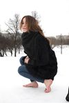 Feet - Natalia A - 2016-10-25 Barefoot on the snow