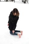 Feet - Natalia A - 2016-10-25 Barefoot on the snow