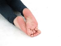 Feet - Natalia A - 2016-10-25 Barefoot on the snow