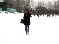 Feet - Natalia A - 2016-10-25 Barefoot on the snow