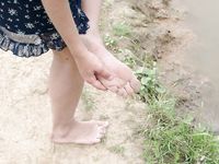 Feet - Natasha - 2003-10-02 Forest session