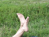 Feet - Natasha - 2003-10-02 Forest session