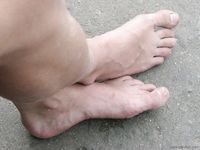 Feet - Natasha - 2003-10-02 Forest session