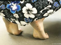 Feet - Natasha A + Luba - 2006-11-08 Tempted to a barefoot walk