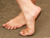 Feet - Natasha C - 2010-09-01 Barefoot beauty