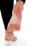 Feet - Natasha D - 2011-03-27 December barefoot challenge