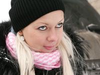 Feet - Natasha D - 2011-03-27 December barefoot challenge