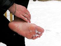 Feet - Natasha D - 2011-03-27 December barefoot challenge