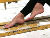 Feet - Natasha D - 2011-03-27 December barefoot challenge