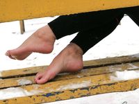 Feet - Natasha D - 2011-03-27 December barefoot challenge