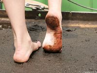 Feet - Natasha E - 2011-09-22 High arhces and long toes