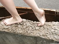 Feet - Natasha F - 2011-10-05 Barefoot in October