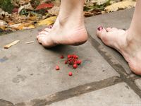 Feet - Natasha F - 2011-10-05 Barefoot in October