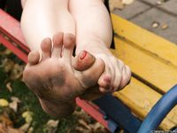 Feet - Natasha F - 2011-10-05 Barefoot in October