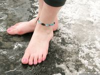 Feet - Natasha G - 2012-11-18 Barefoot in cold weather