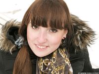 Feet - Natasha G - 2012-11-18 Barefoot in cold weather